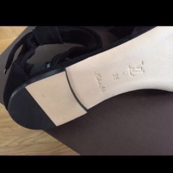 Louis Vuitton black suede cocktail flat sandals - Picture 5 of 7